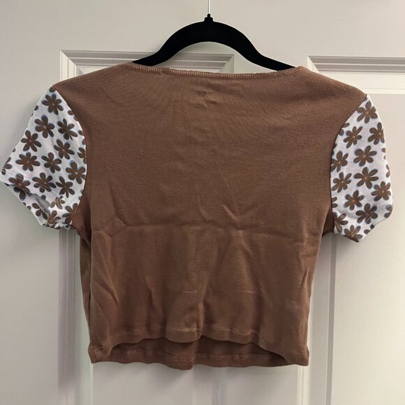 Cropped PacSun Short Sleeve Shirt - Picture 3 of 3